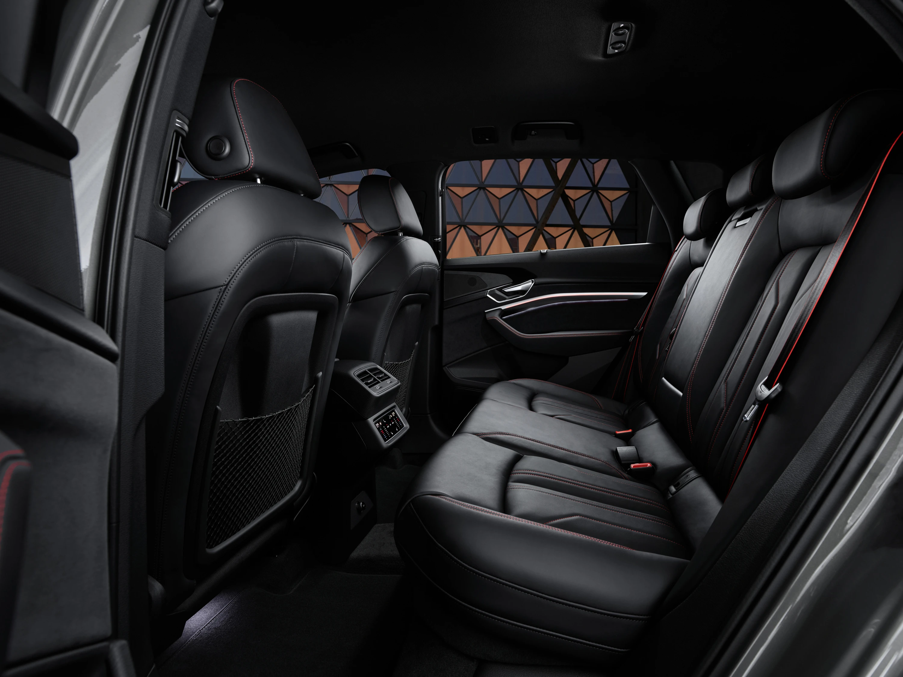 Audi Q8 50 e-tron secondrowseats view
