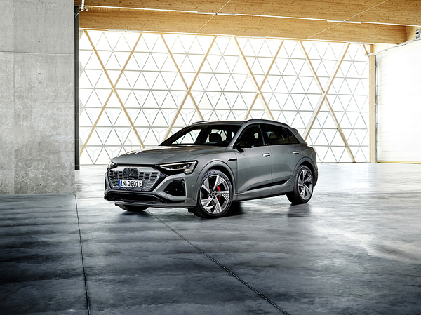 Audi Q8 55 e-tron electric suv