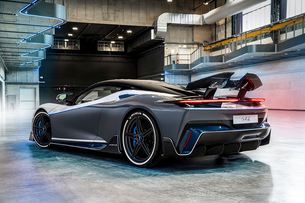 Automobili Pininfarina Battista exterior view