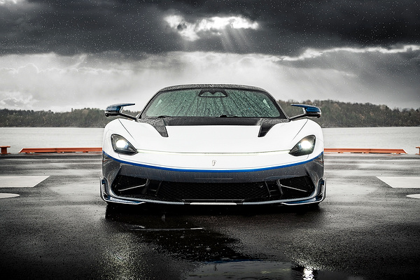 Automobili Pininfarina Battista headlights view