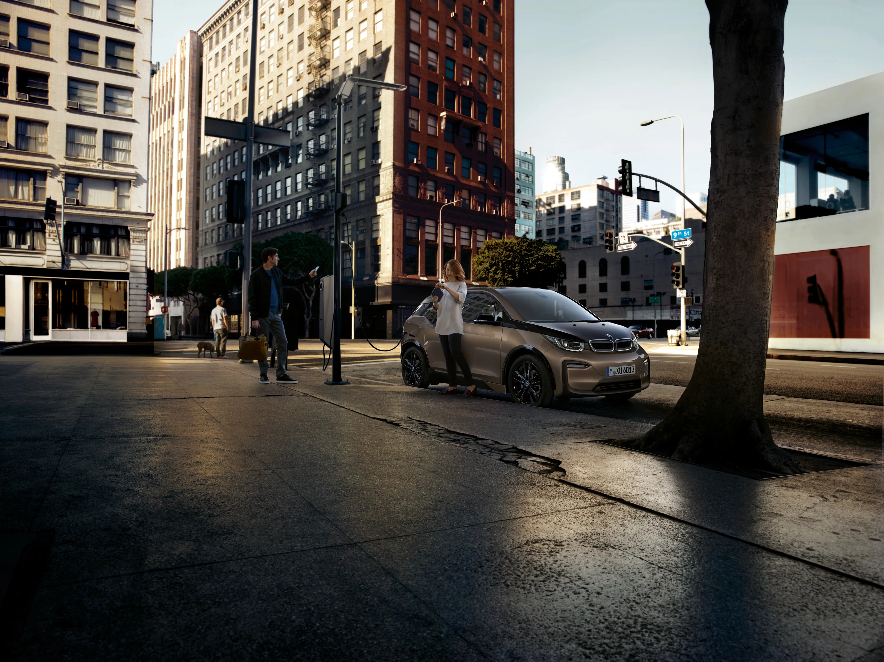 BMW i3 120 Ah exterior view