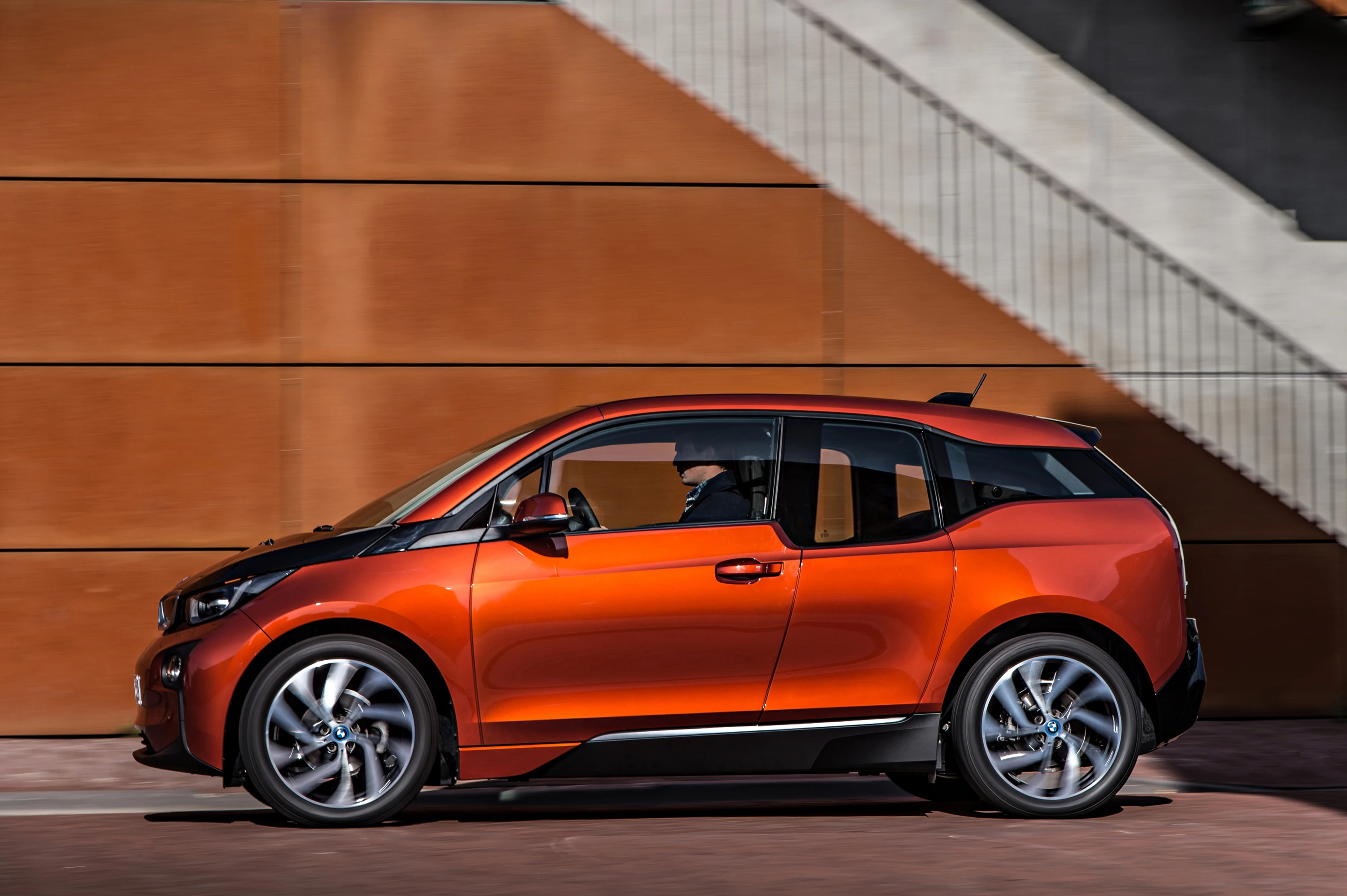 BMW i3 60 Ah exterior view