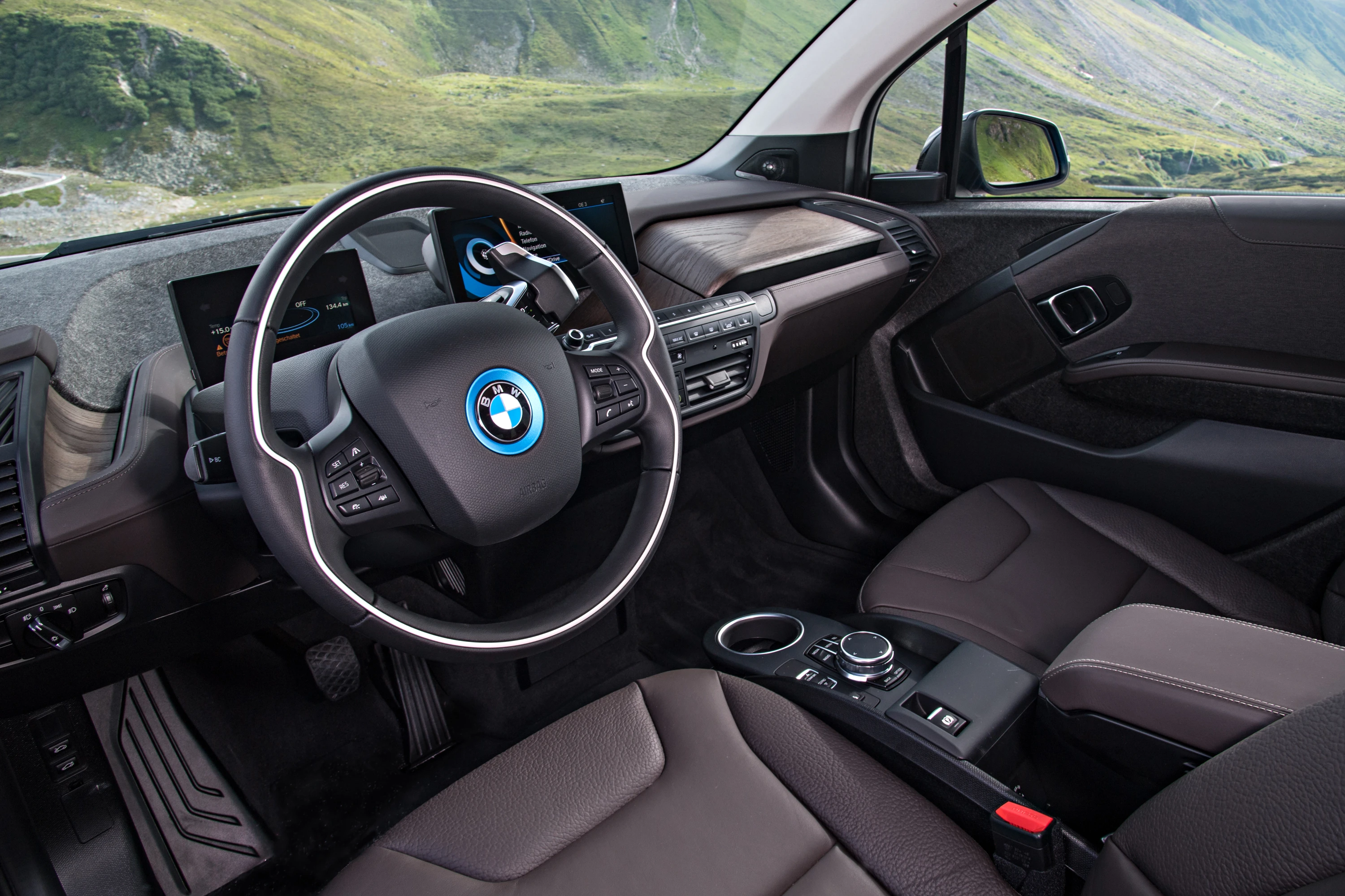 BMW i3 94 Ah interior view