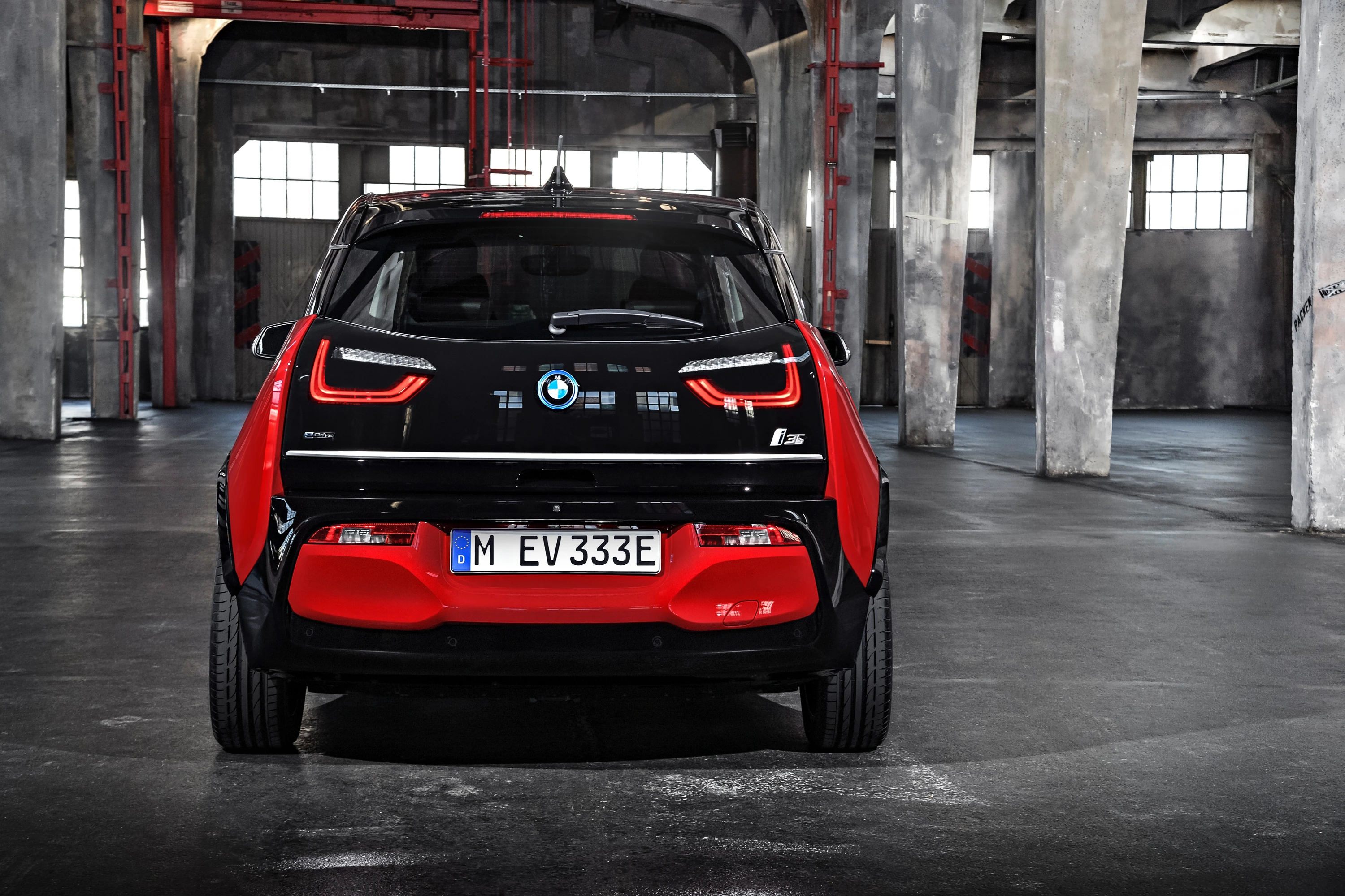 BMW i3s 120 Ah exterior view