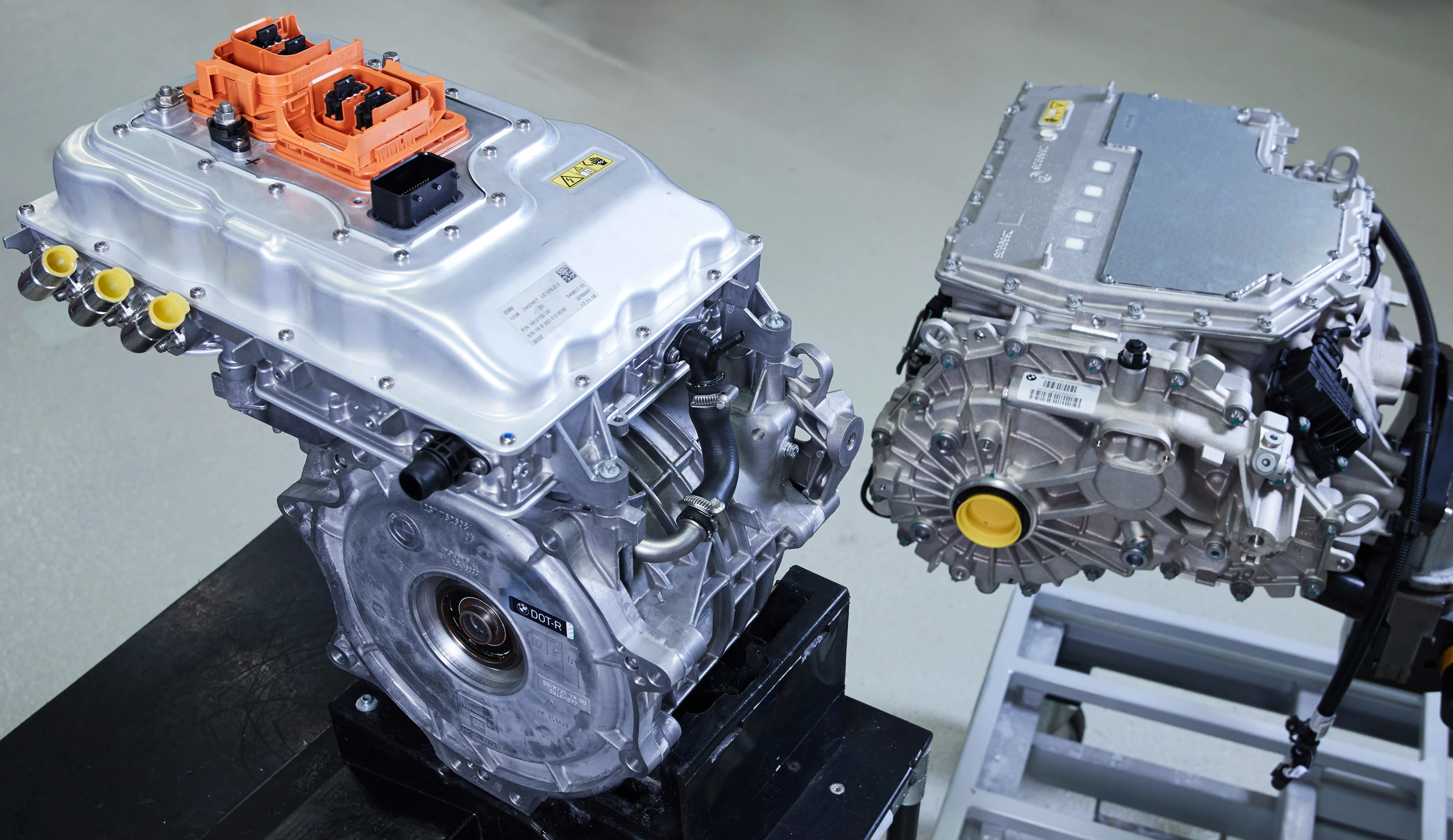 BMW i3s 120 Ah technology view