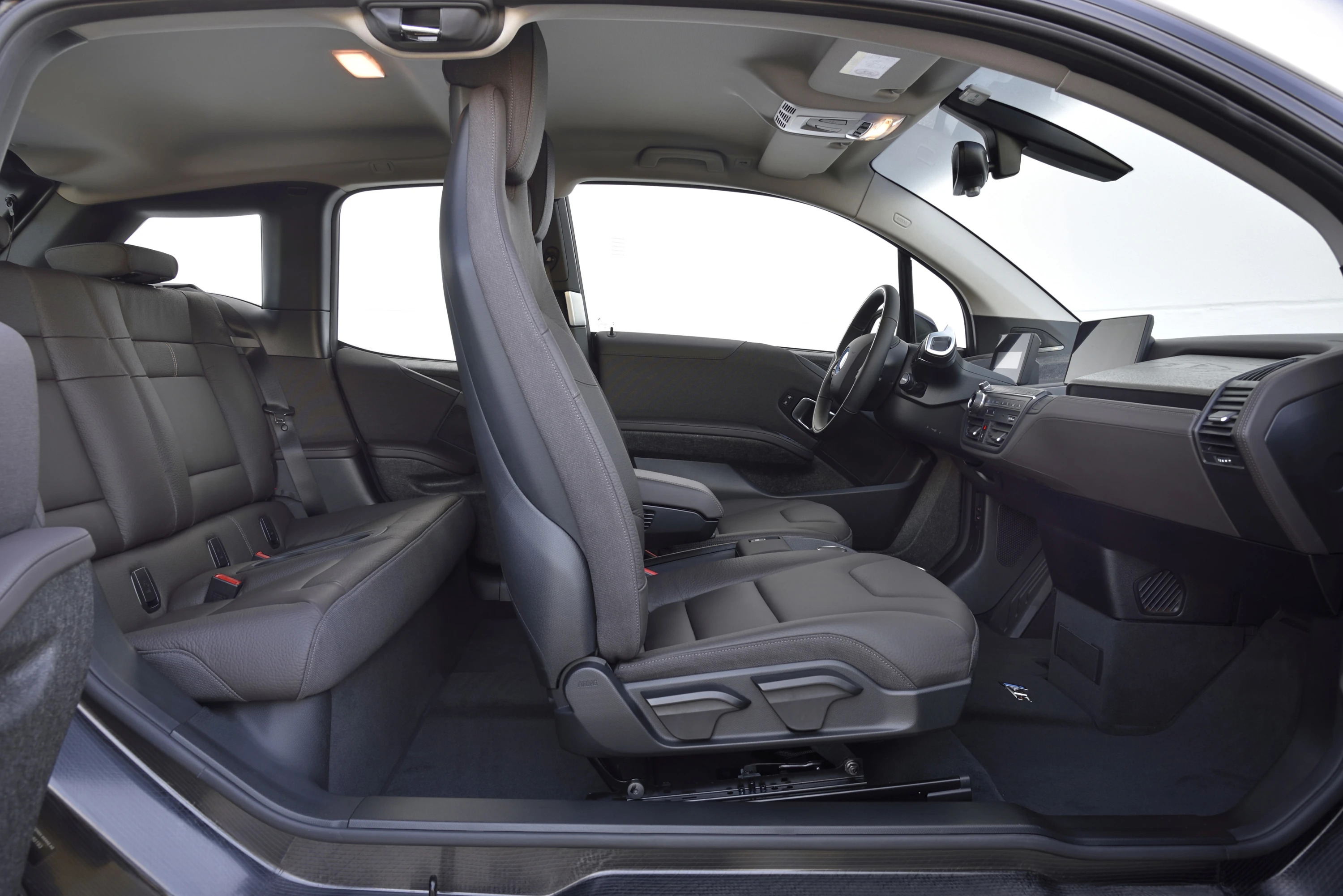 BMW i3s 120 Ah interior view