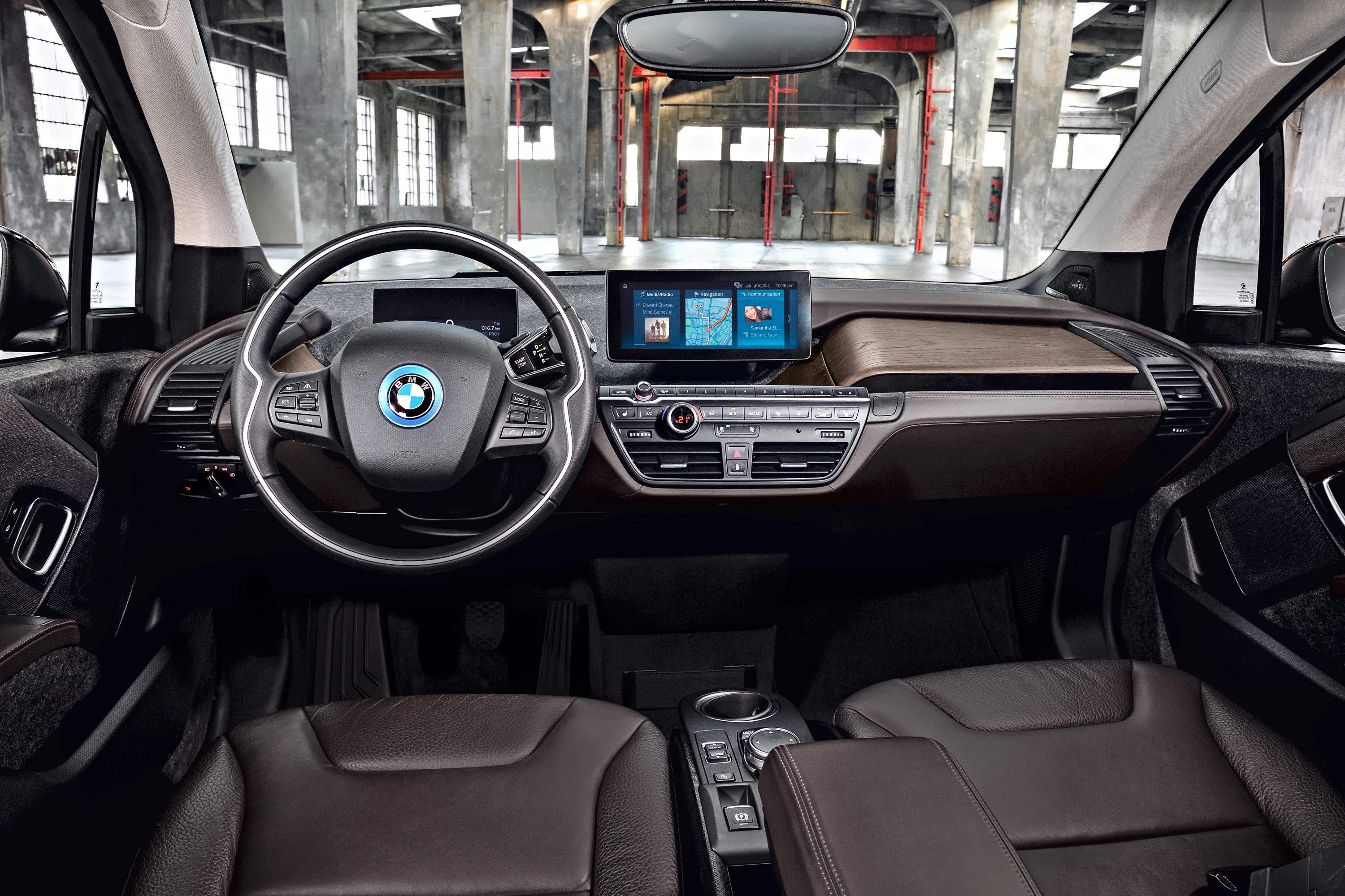 BMW i3s 120 Ah interior view