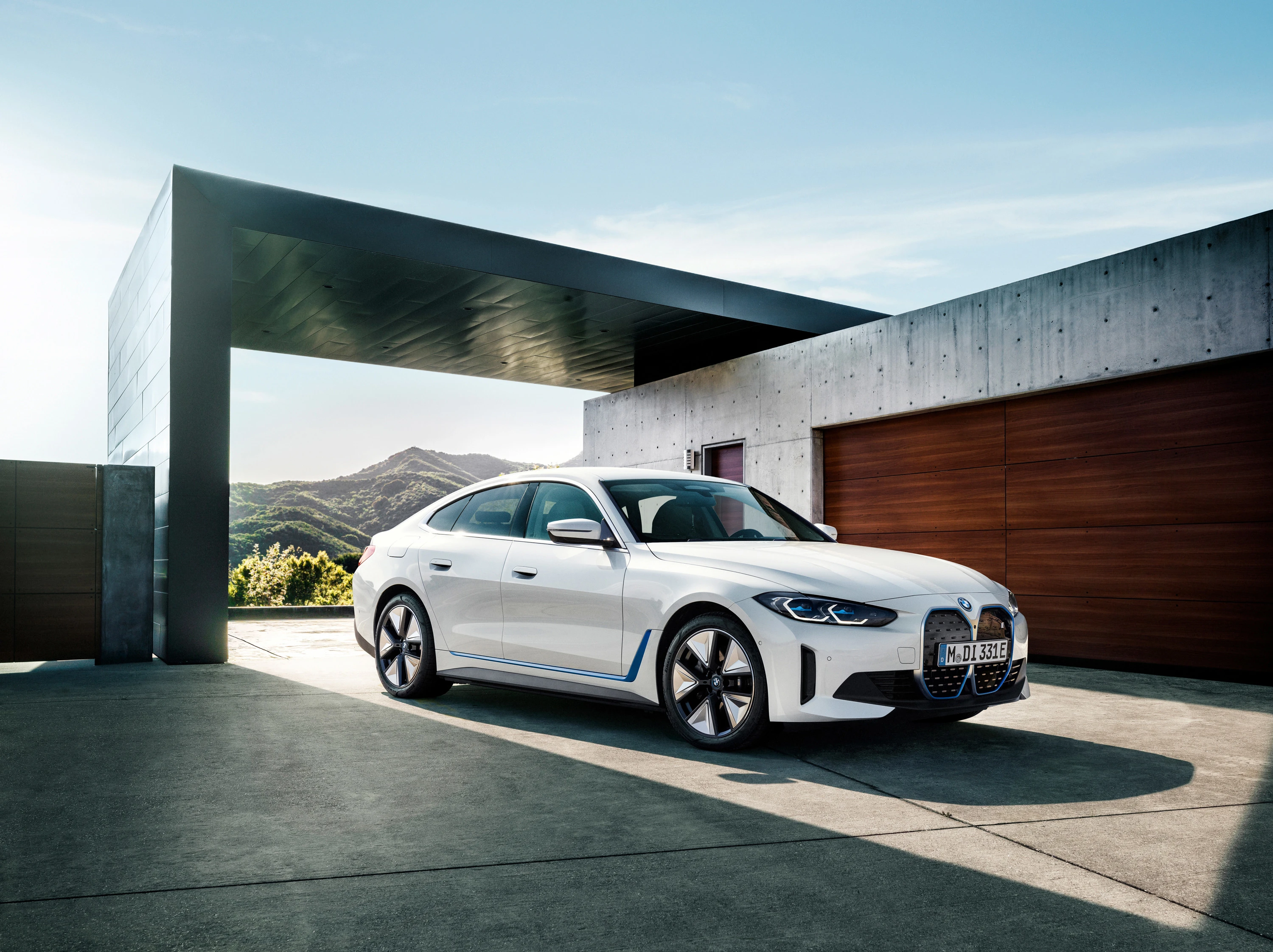 BMW i4 eDrive40 exterior view
