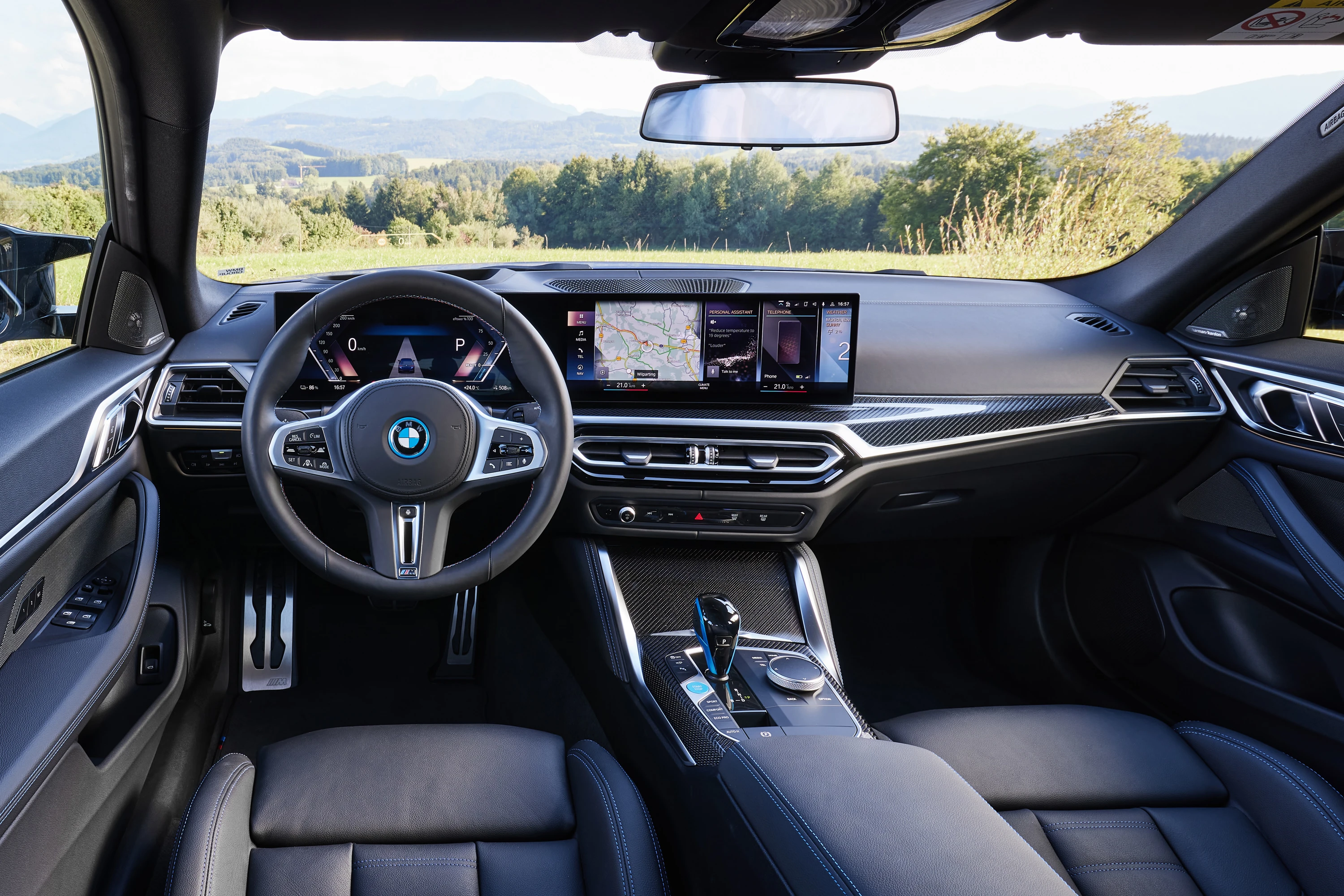 BMW i4 M50 interior view