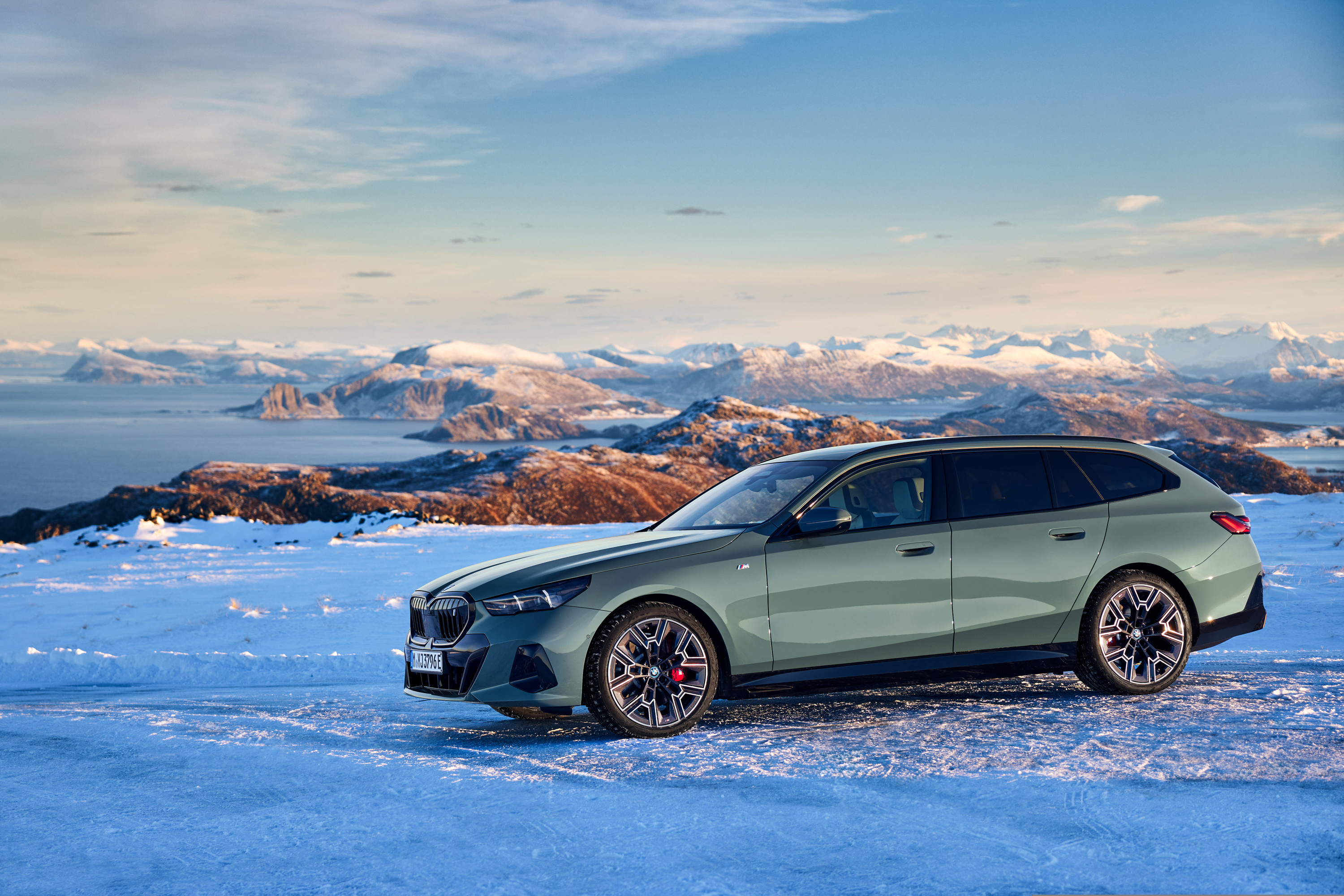BMW i5 eDrive40 Touring electric vehicle variant