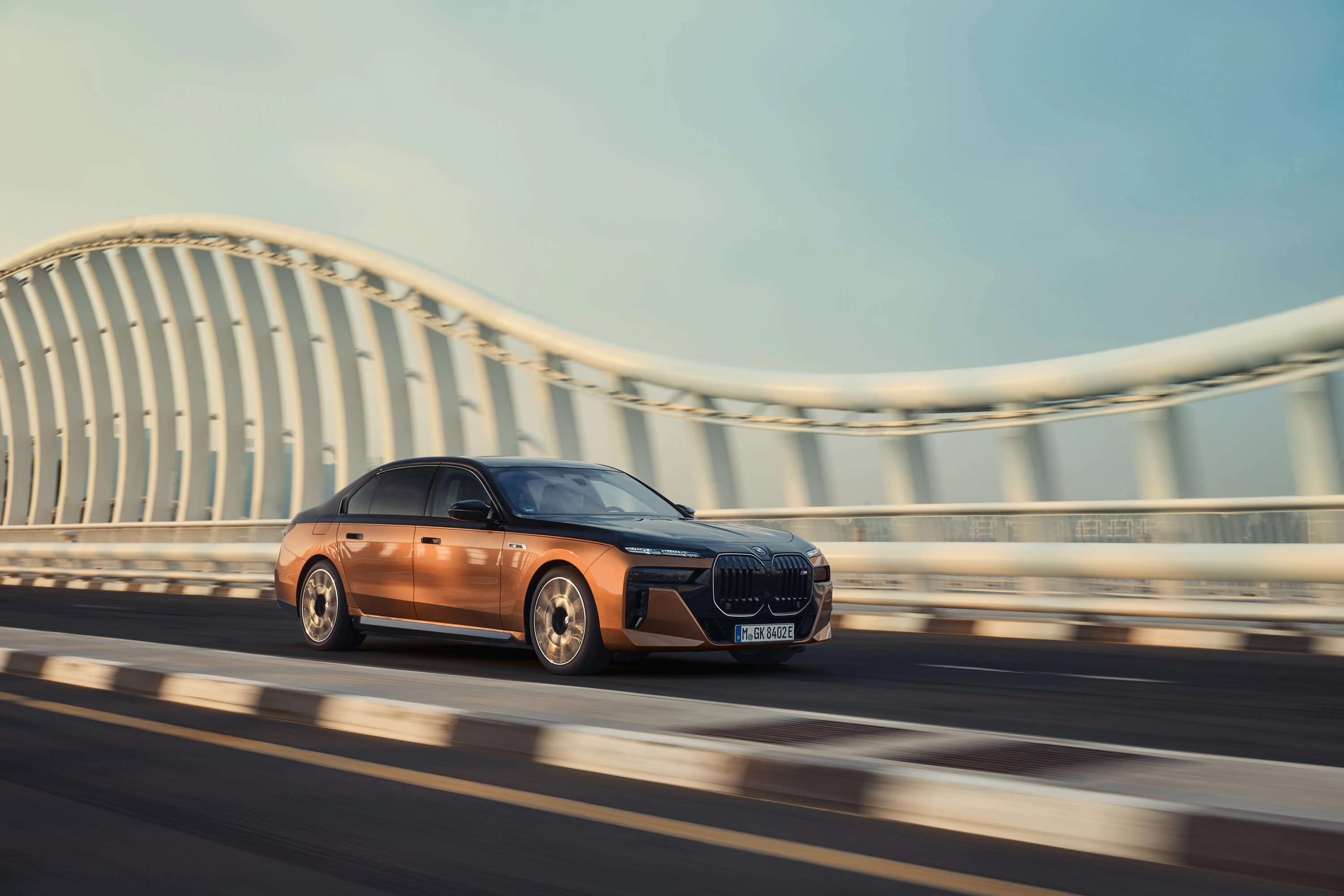 BMW i7 M70 xDrive (GEN1) exterior view