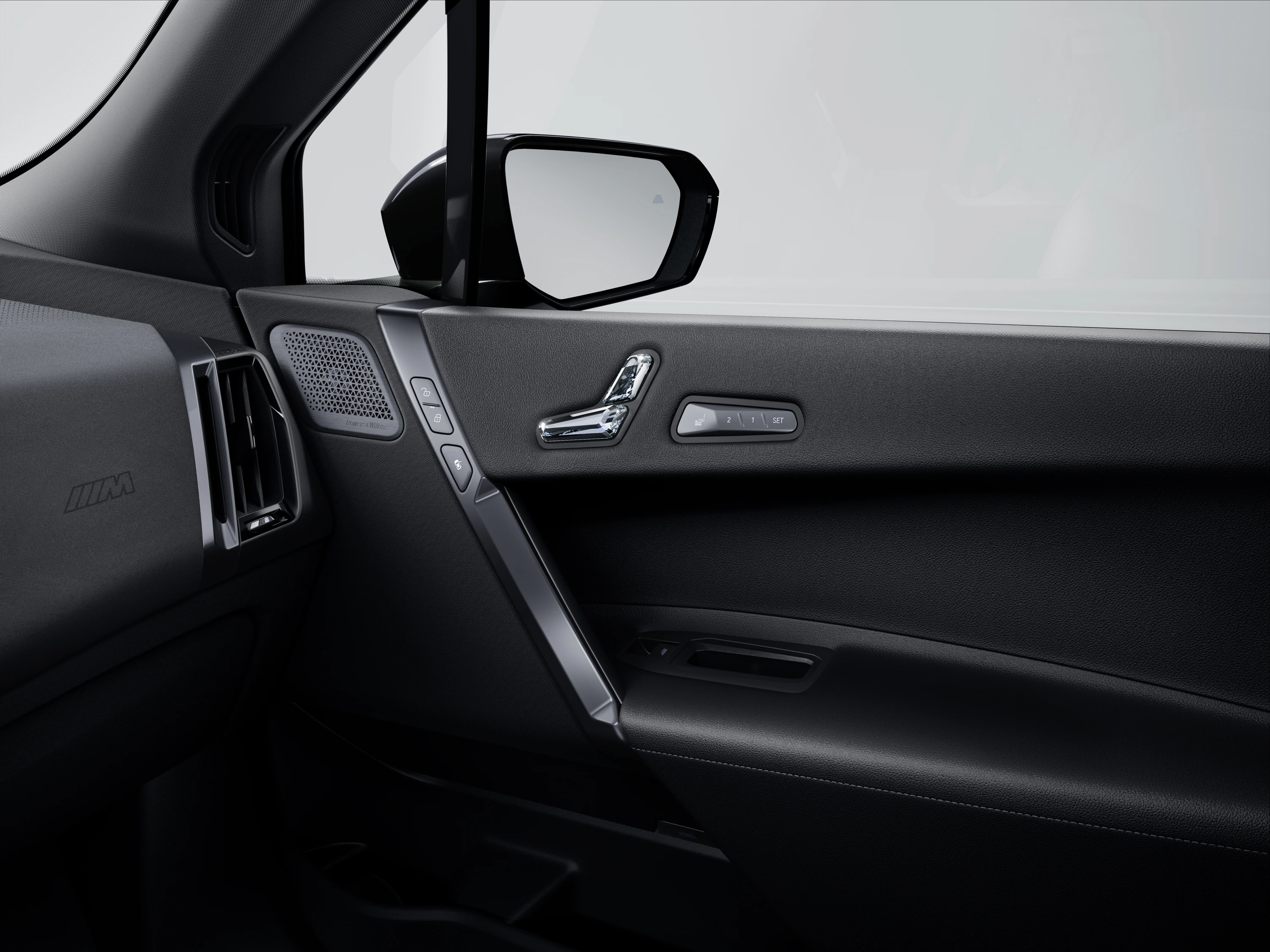 BMW iX M70 xDrive details view