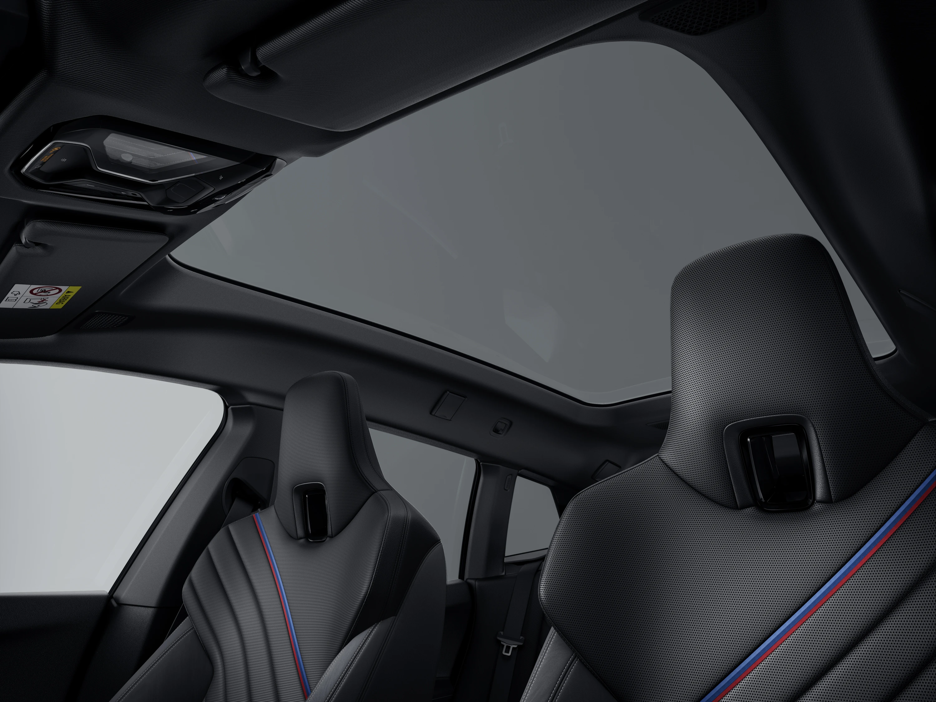 BMW iX M70 xDrive roof view
