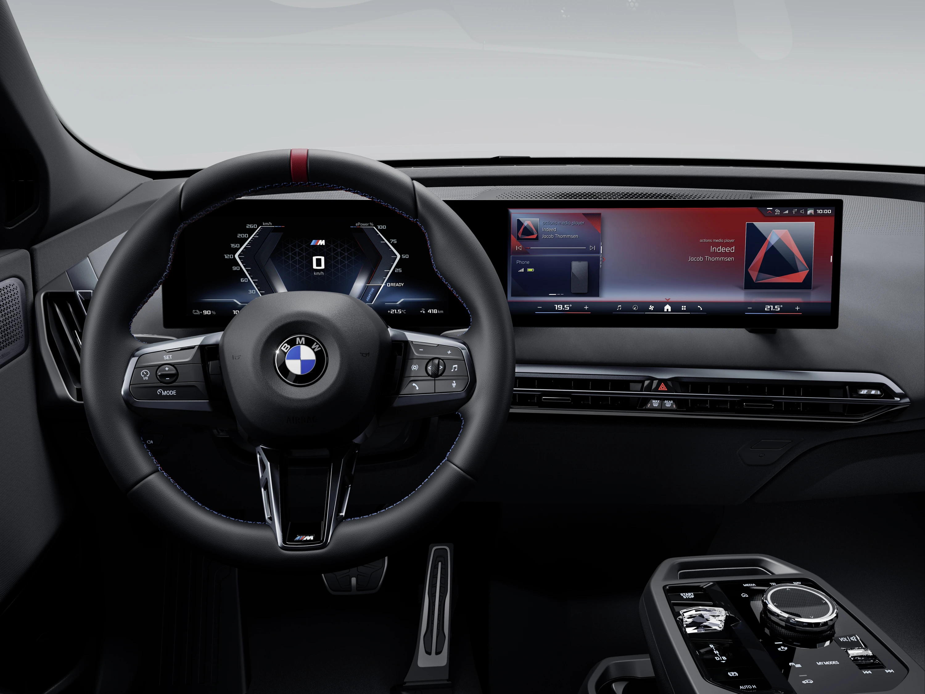 BMW iX M70 xDrive screens view