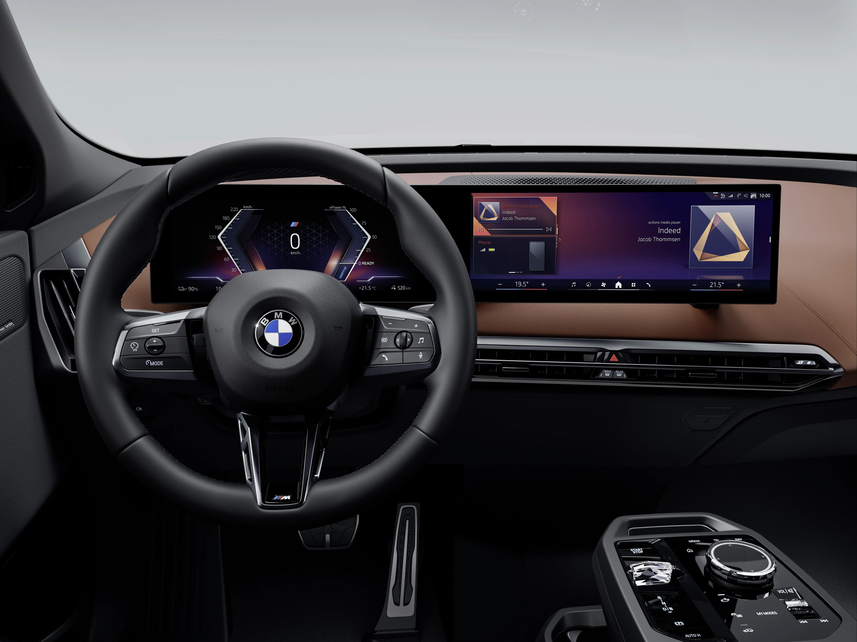 BMW iX xDrive45 screens view