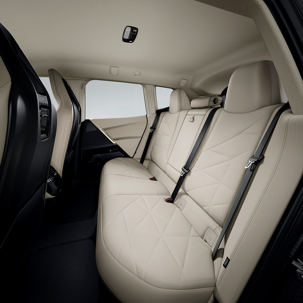 BMW iX xDrive45 secondrowseats view
