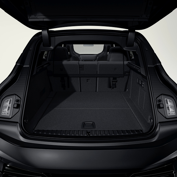BMW iX xDrive45 trunk view