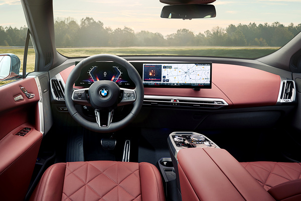 BMW iX xDrive60 interior view
