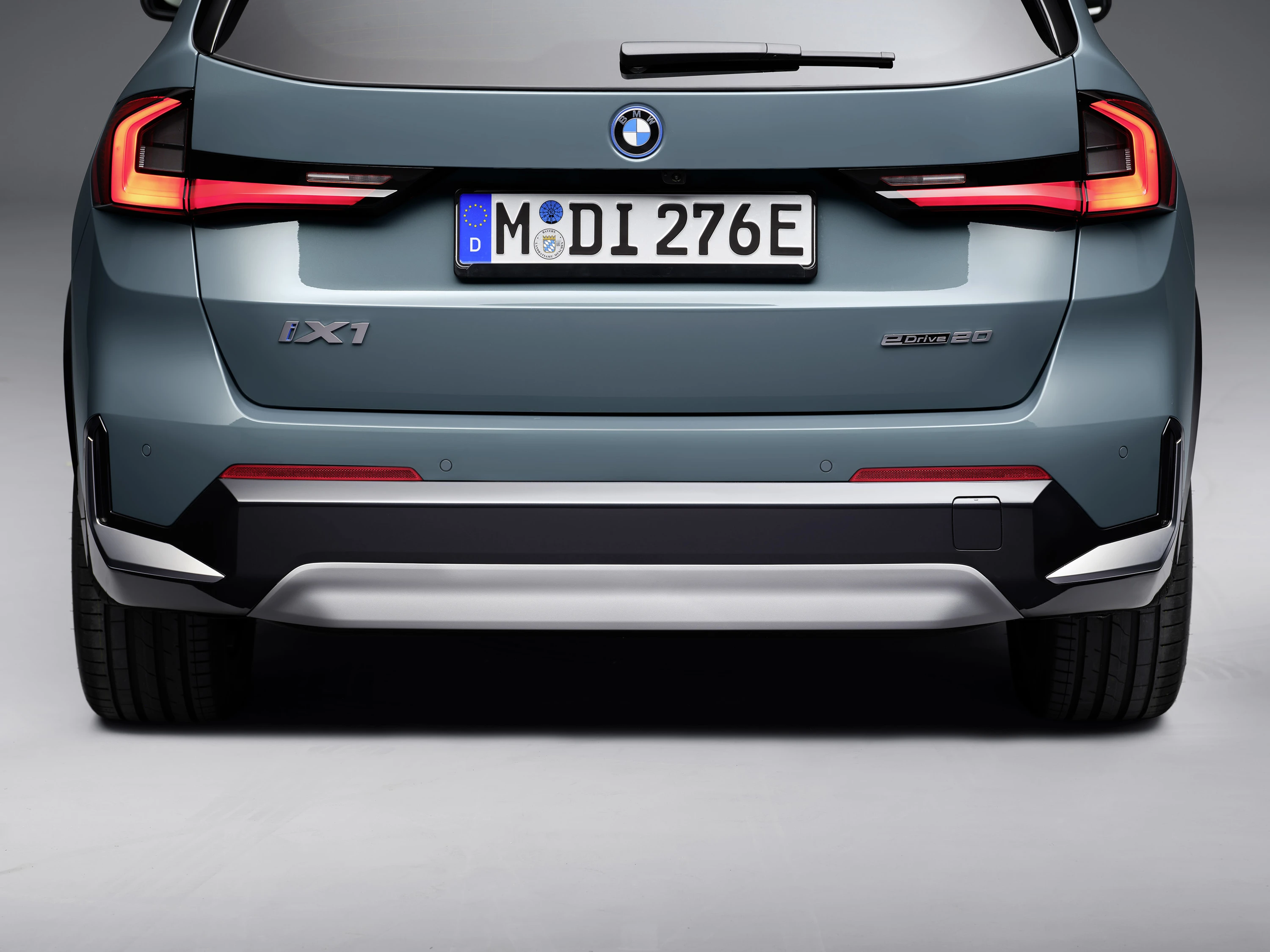 BMW iX1 eDrive20 exterior view