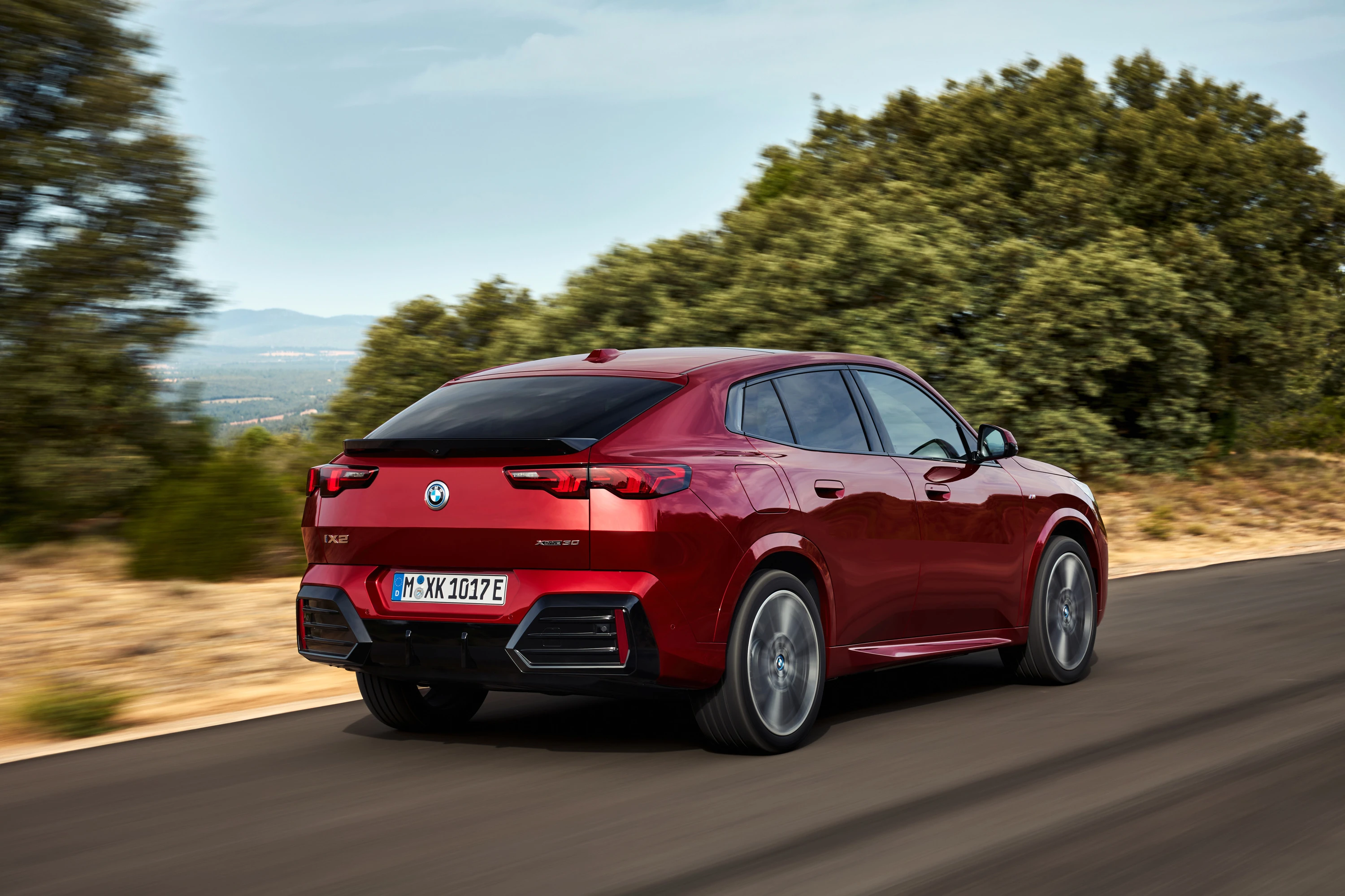 BMW iX2 eDrive20 exterior view