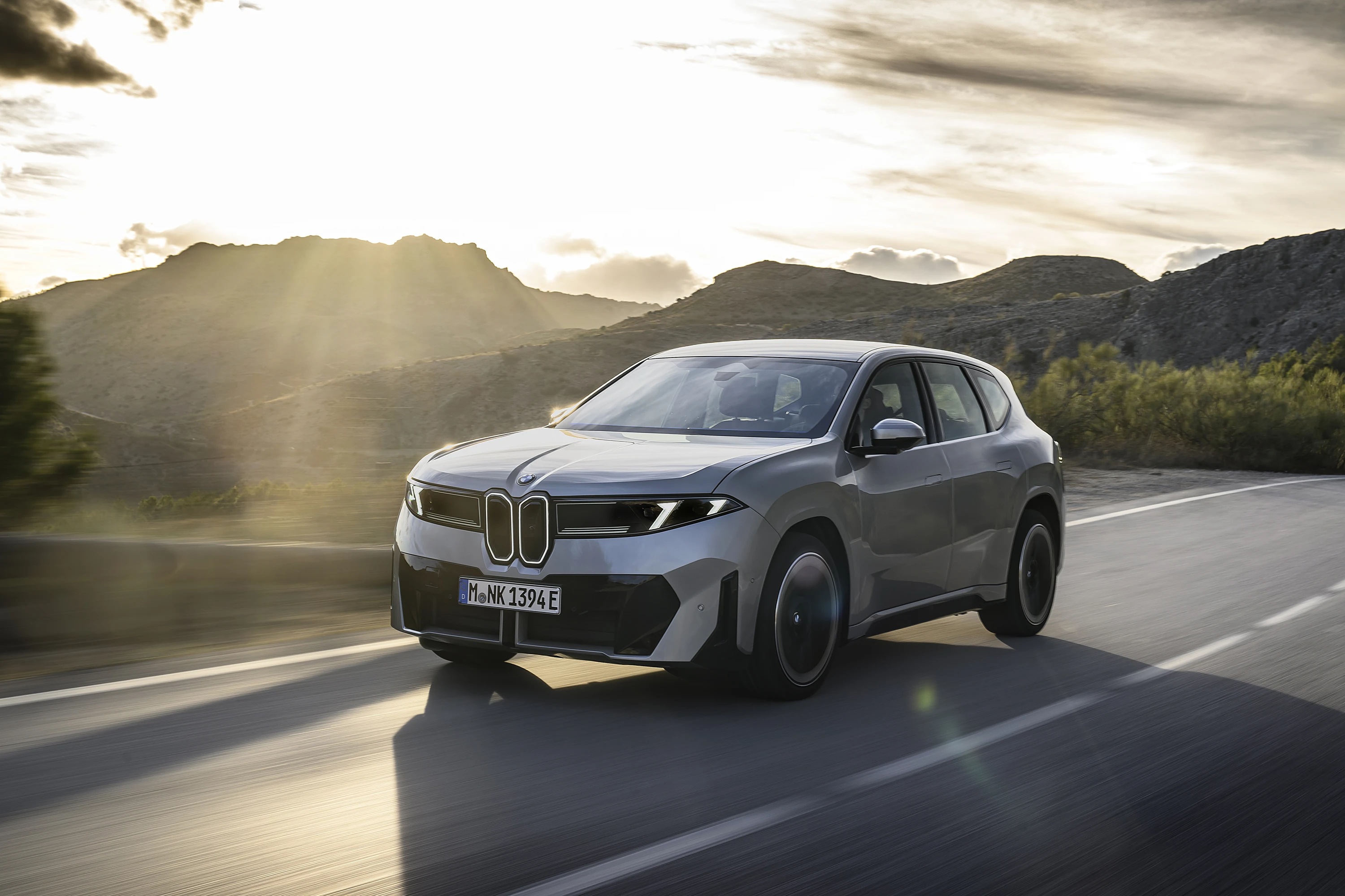 BMW iX3 50 xDrive exterior view