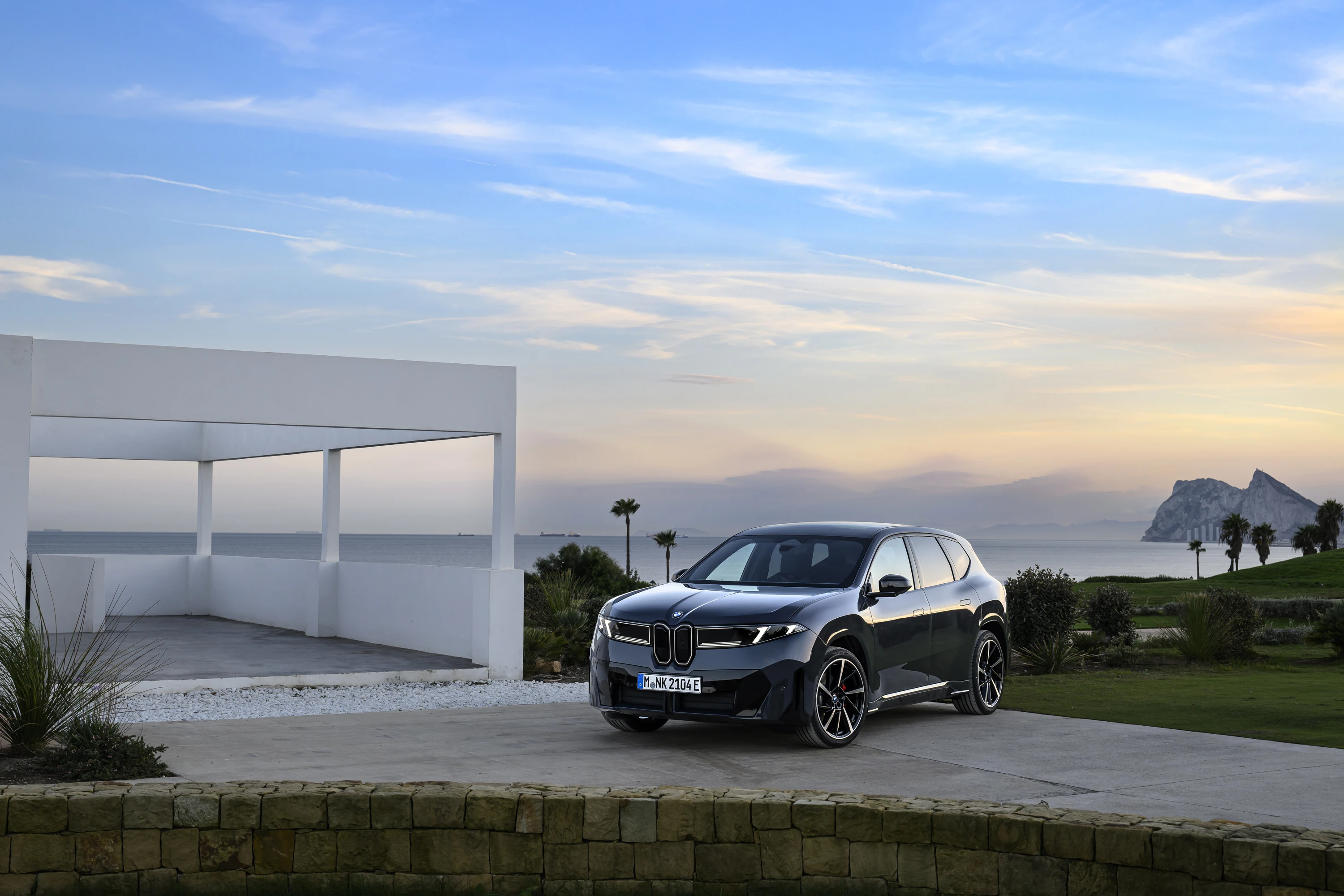 BMW iX3 50 xDrive exterior view