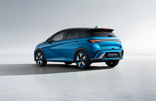 BYD Dolphin 44.9kWh Boost exterior view