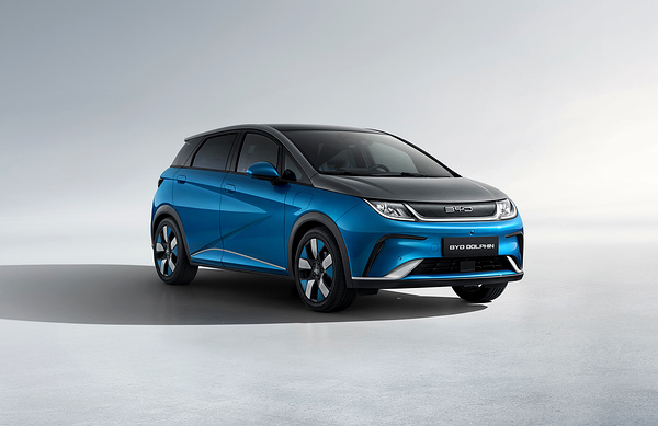BYD Dolphin 44.9kWh Boost exterior view