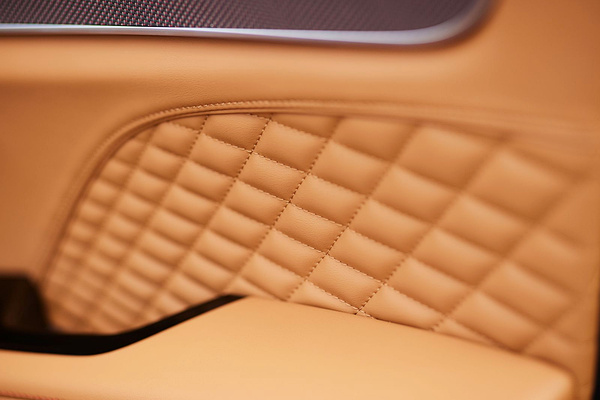 BYD Han interior view