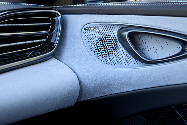 BYD Seal AWD soundsystem view