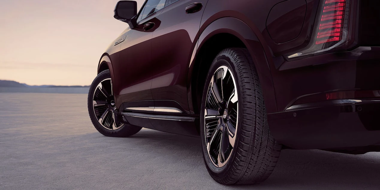 Cadillac ESCALADE IQ wheels view