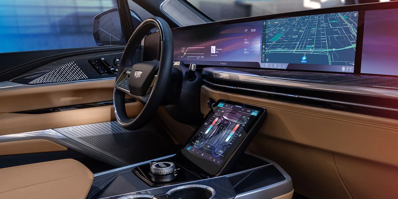 Cadillac ESCALADE IQ screens view