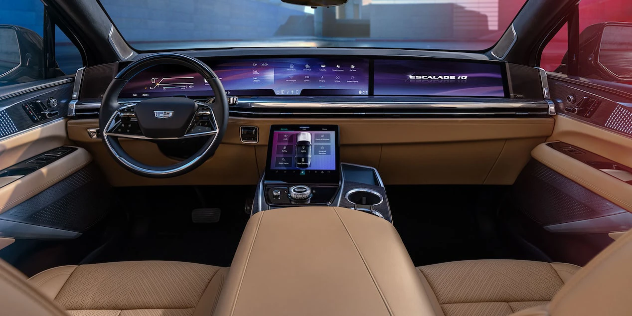 Cadillac ESCALADE IQ interior view