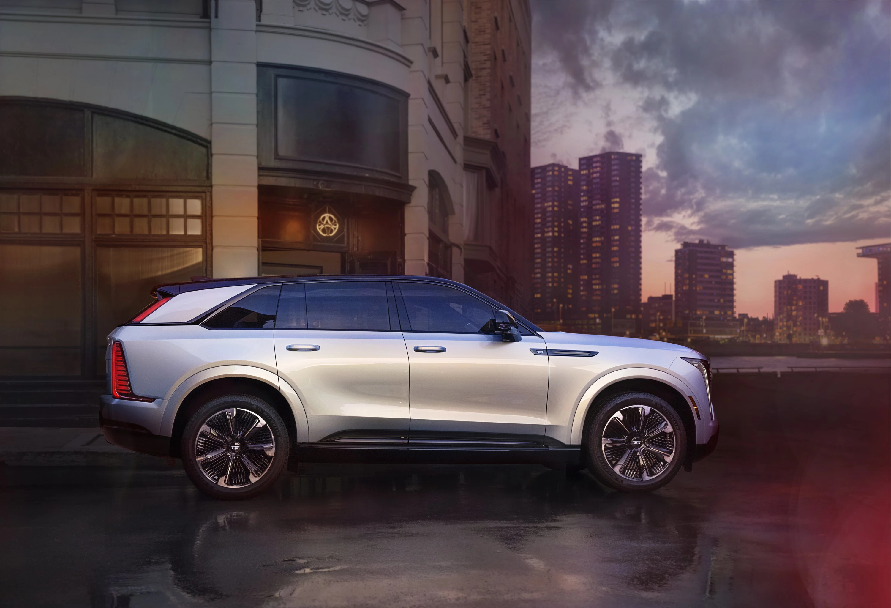 Cadillac ESCALADE IQ exterior view