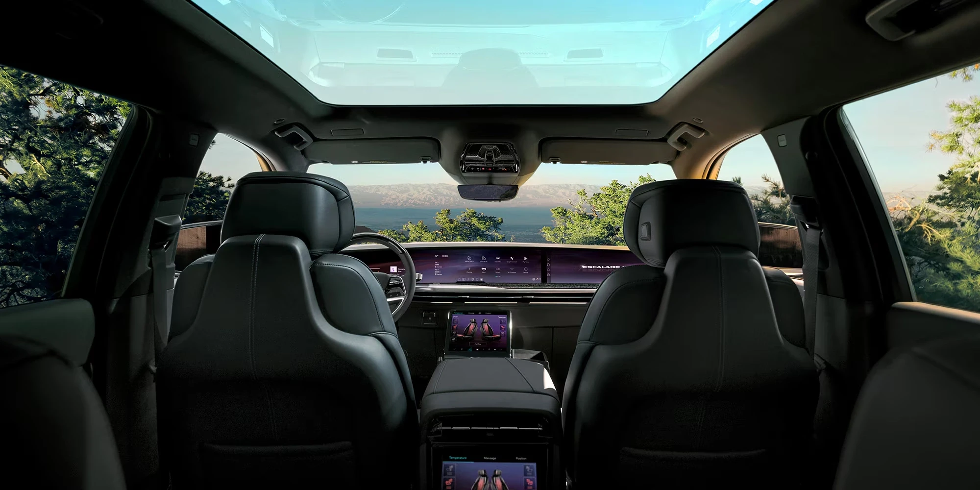 Cadillac ESCALADE IQL interior view