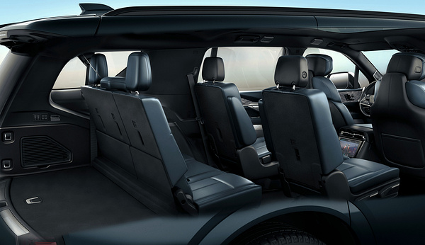 Cadillac ESCALADE IQL interior view