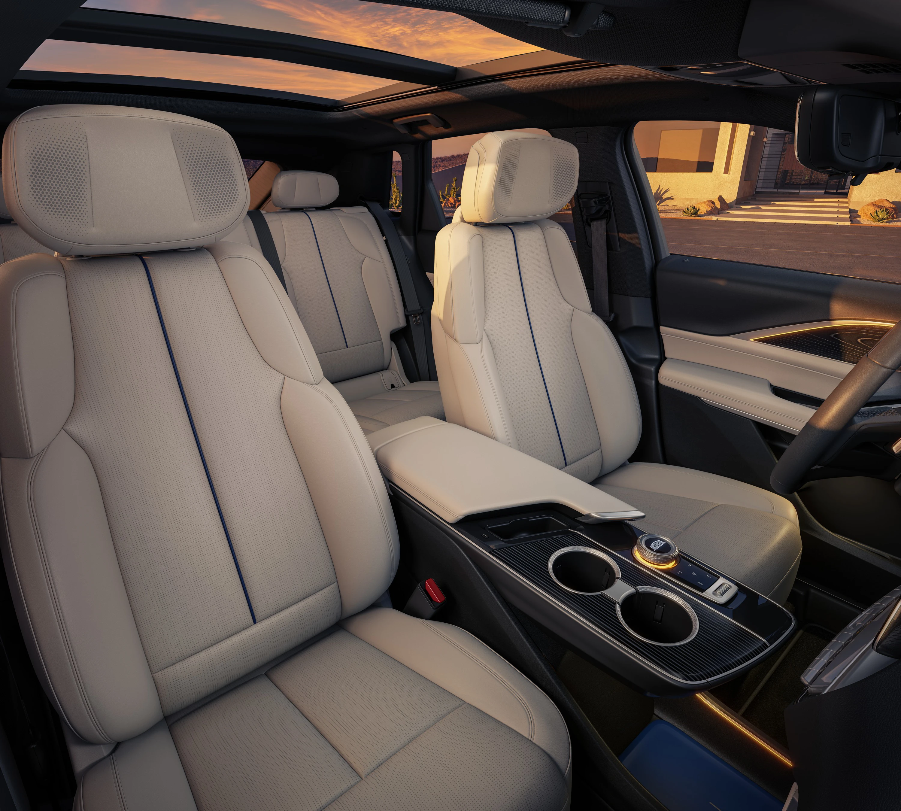 Cadillac LYRIQ AWD frontseats view