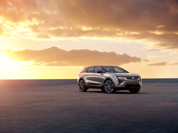 Cadillac OPTIQ AWD electric suv