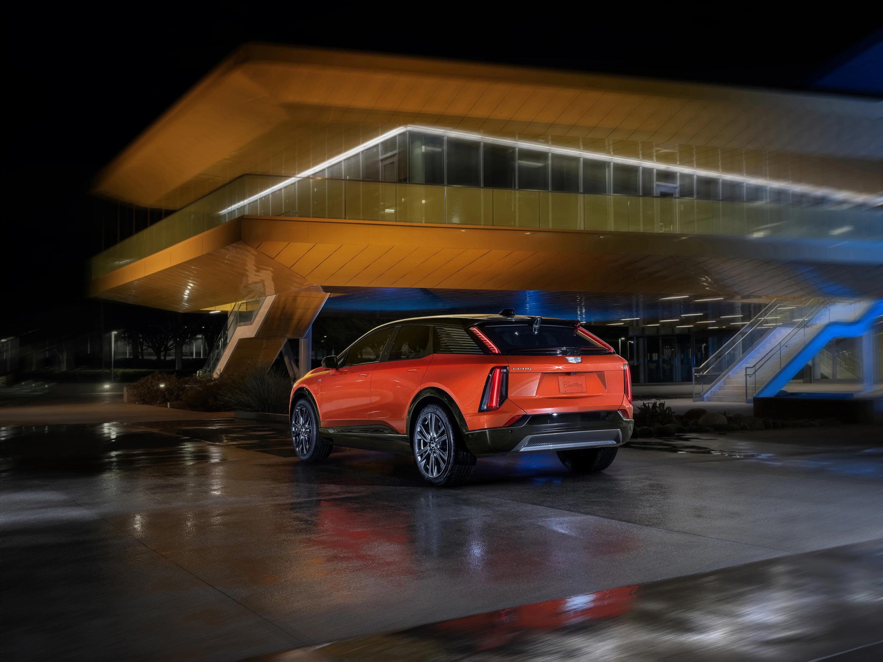 Cadillac OPTIQ RWD exterior view