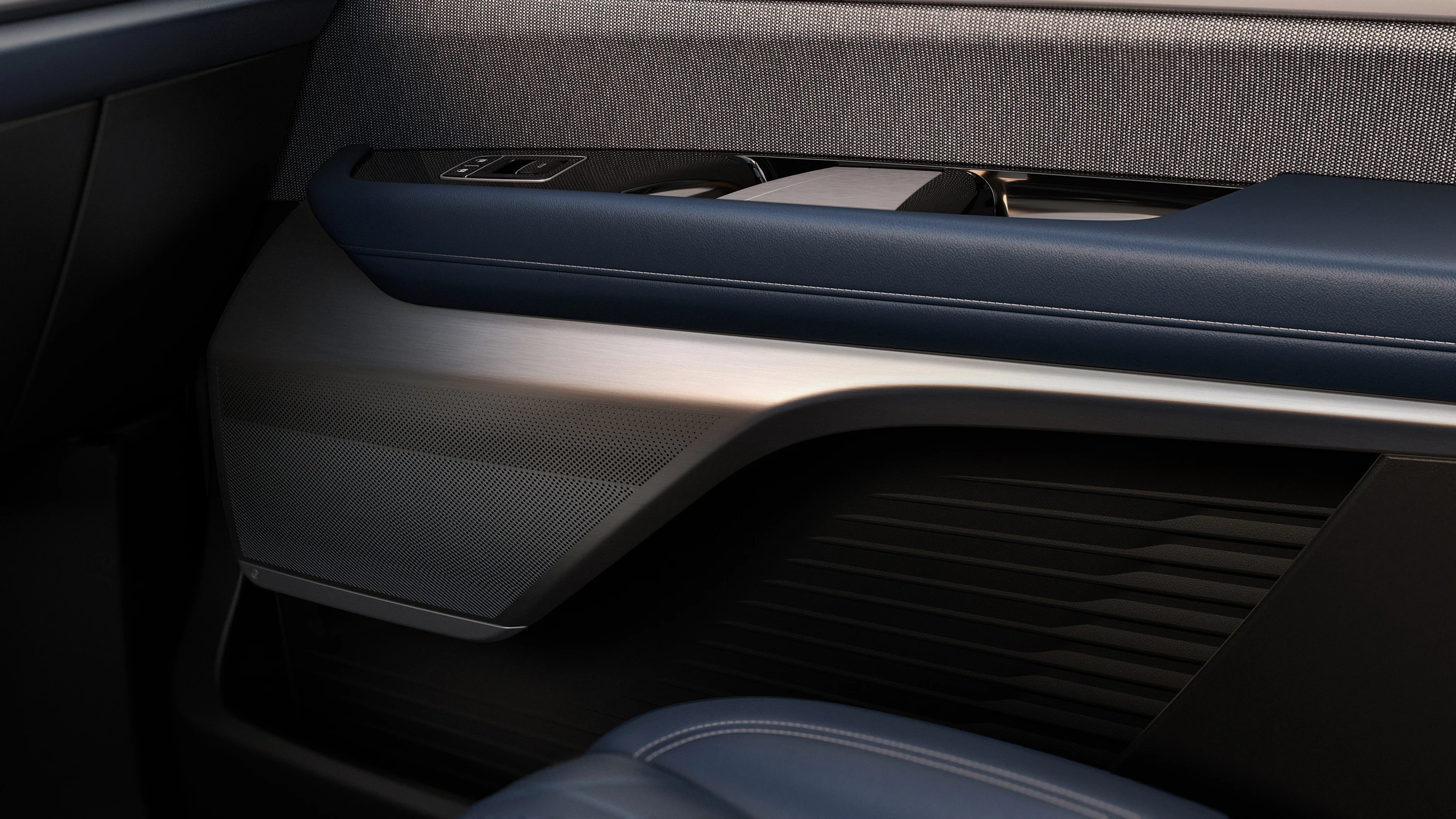 Cadillac VISTIQ AWD details view