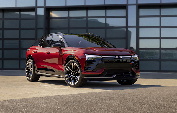 Chevrolet Blazer EV RS RWD exterior view