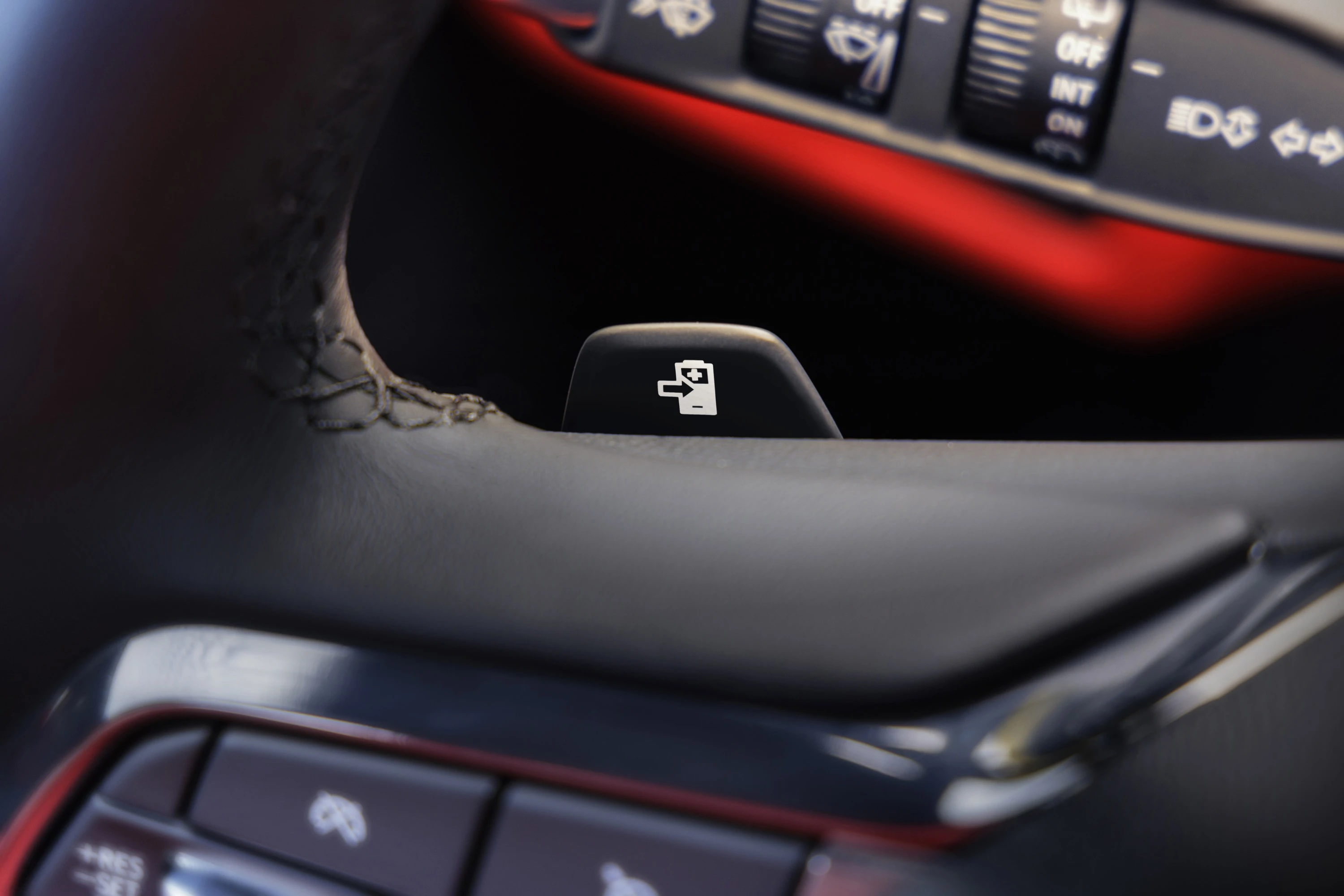 Chevrolet Blazer EV SS regenpaddles view