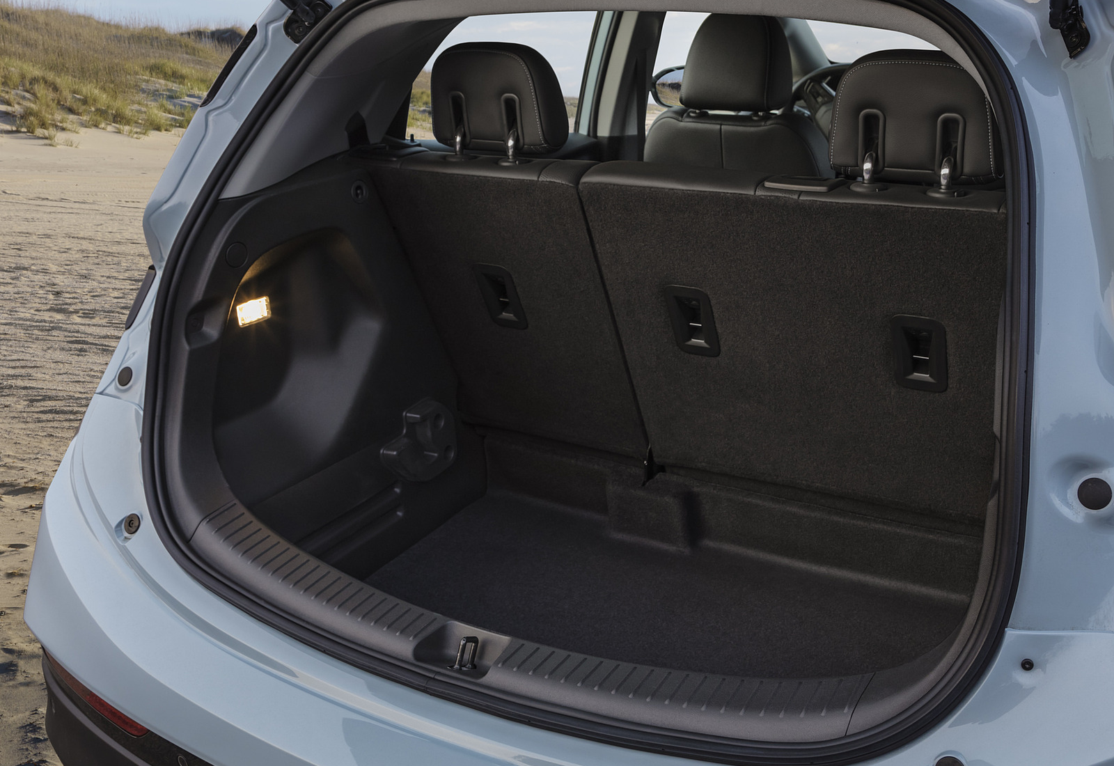 Chevrolet Bolt EV 66 kWh trunk view