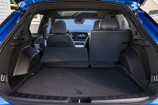 Chevrolet Equinox EV FWD trunk view
