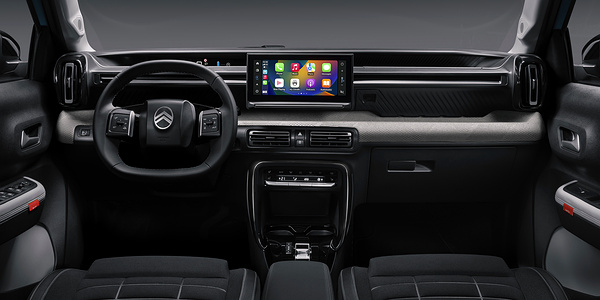 Citroën ë-C3 interior view