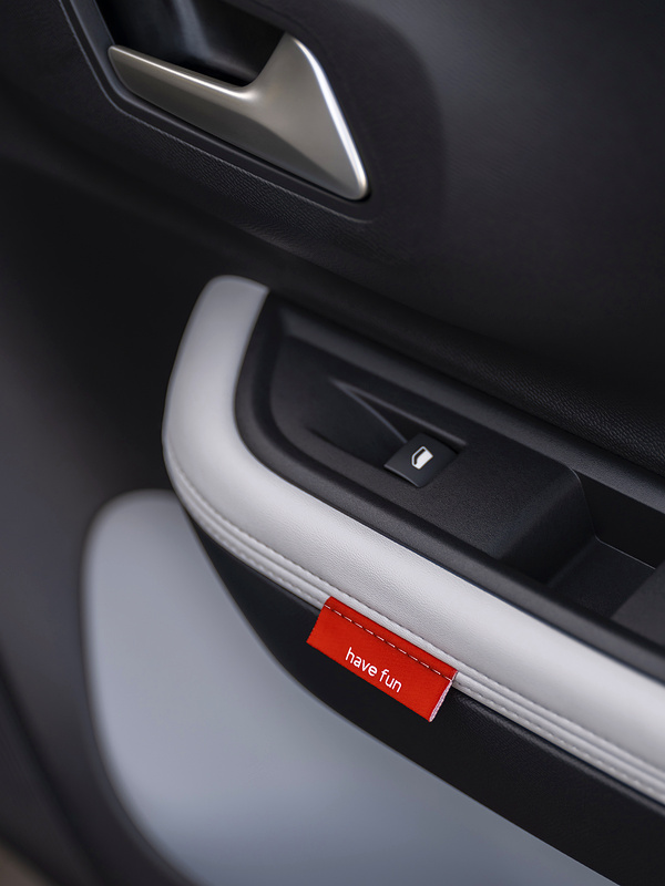 Citroën ë-C3 interior view
