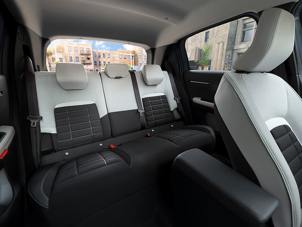 Citroën ë-C3 secondrowseats view