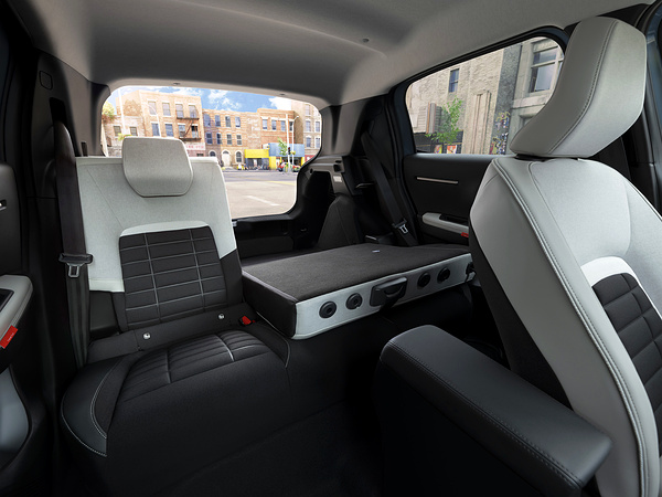 Citroën ë-C3 trunk view