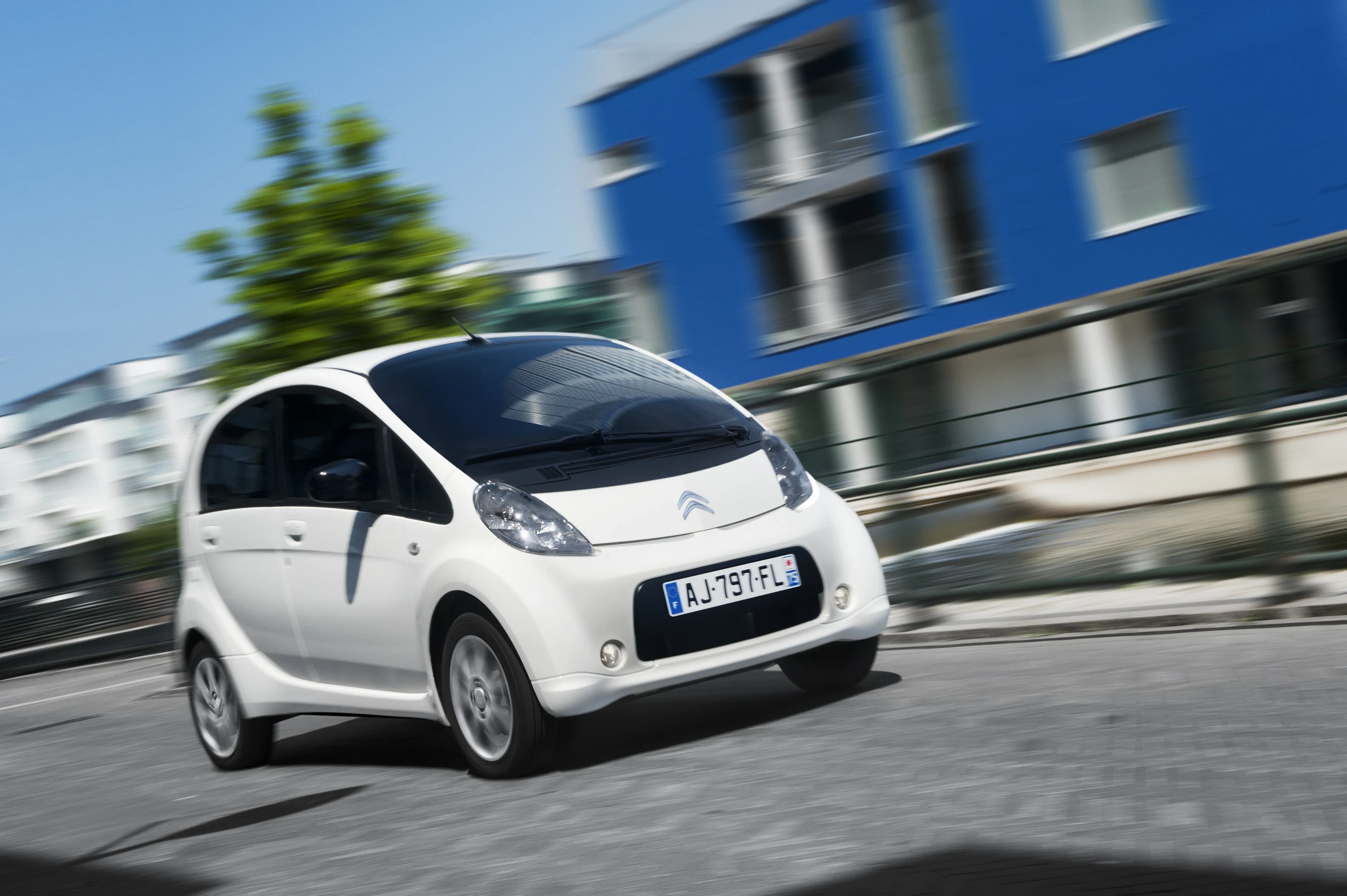 Citroën C-Zero 14.5 kWh exterior view
