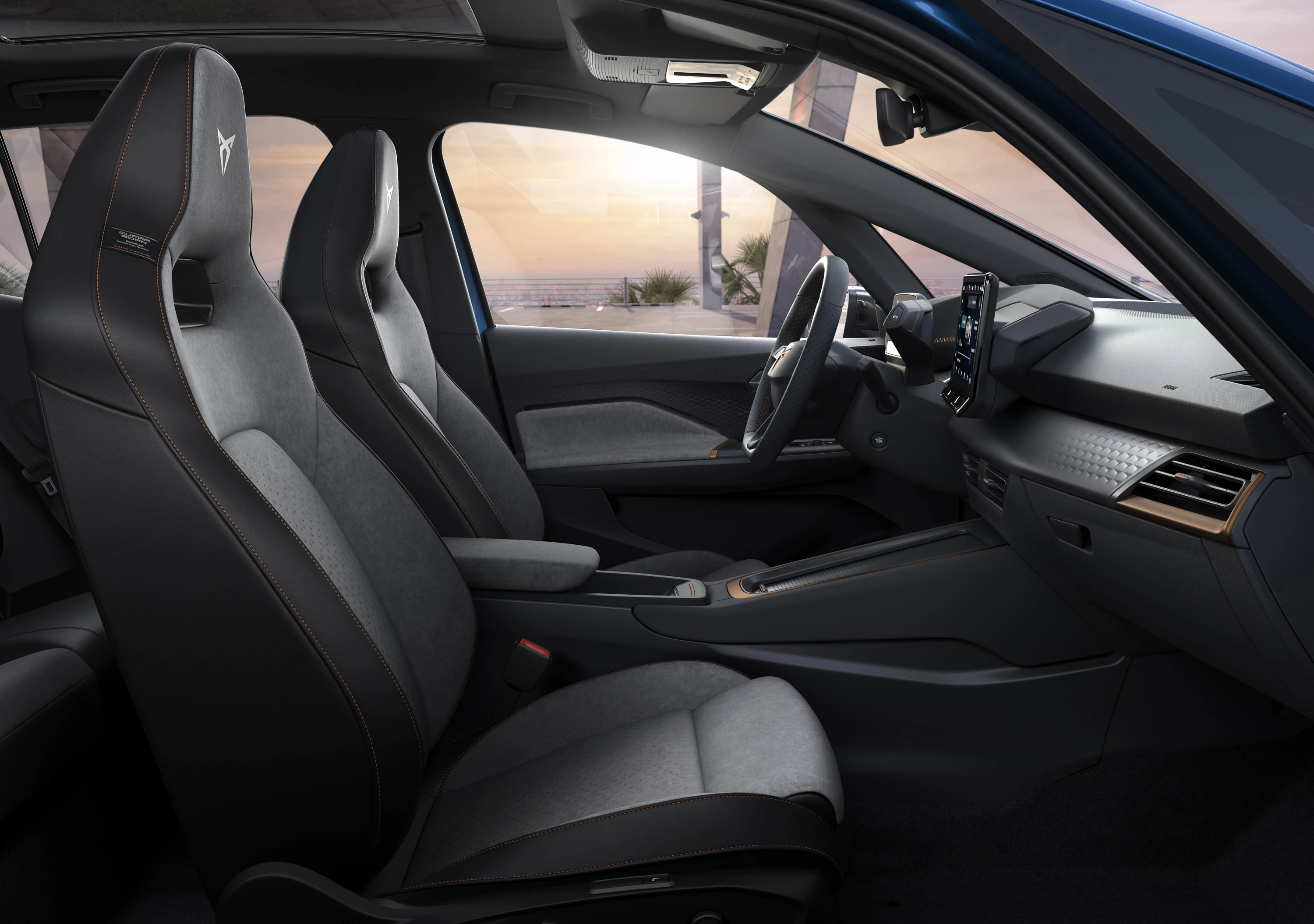 CUPRA BORN 58 e-BOOST frontseats view